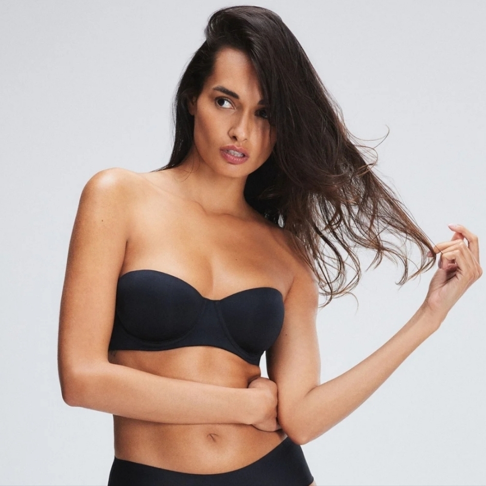 NWT Savage‎ X Fenty By Rihanna Microfiber Strapless Bra in caviar X68